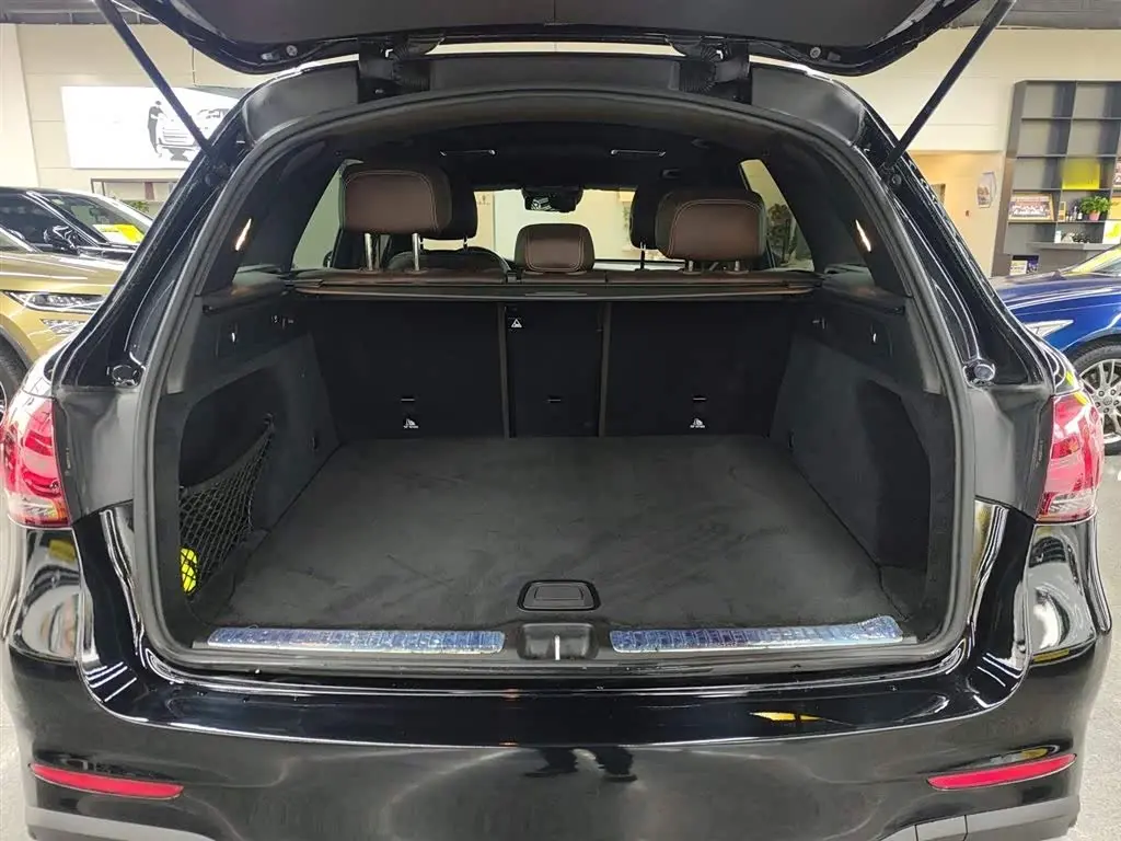 Mercedes-Benz GLC 2022 — Şəkil 19/20
