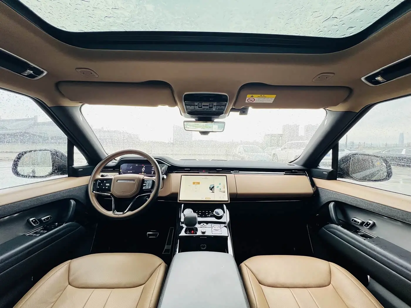 Land Rover Range Rover Sport 2023 — Photo 8/14