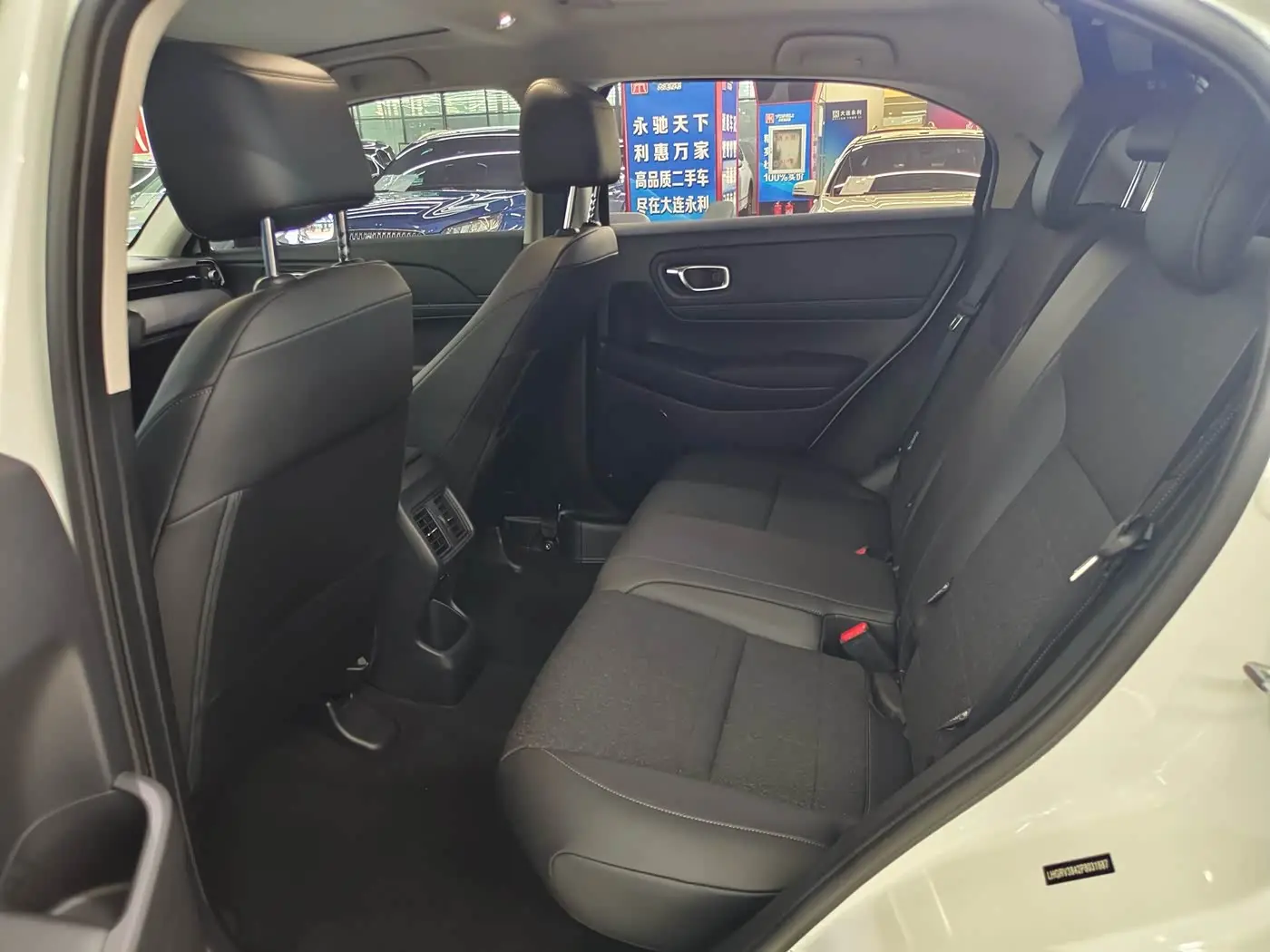 Honda Vezel 2023 — Şəkil 9/17
