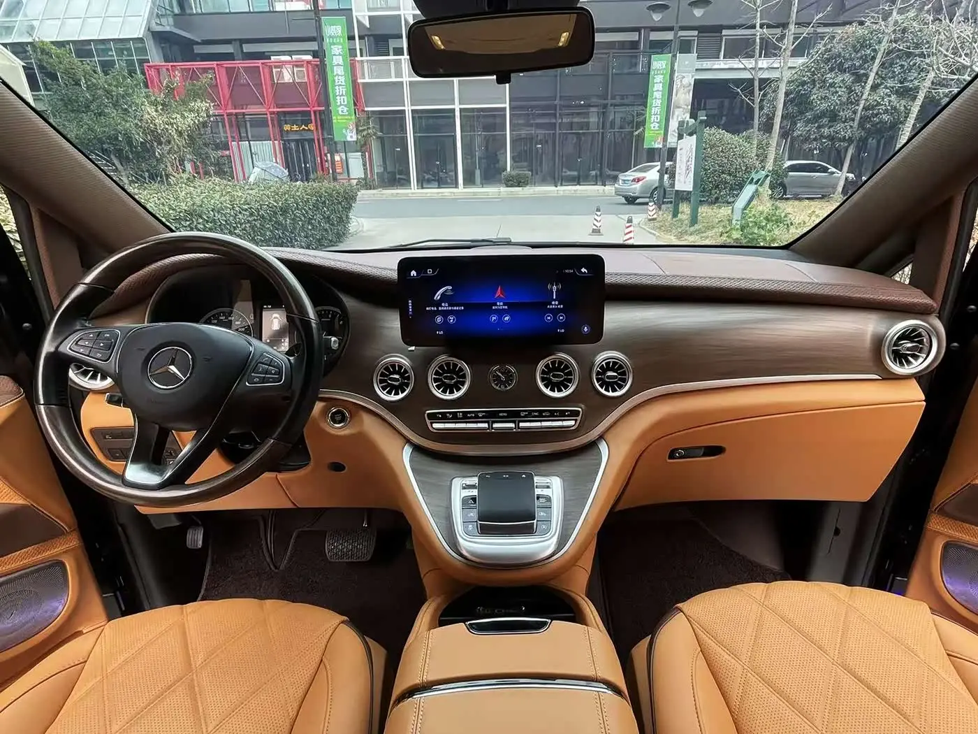 Mercedes-Benz Vito 2024 — Photo 4/14