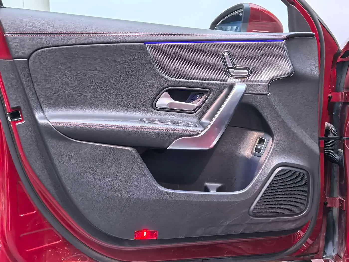 Mercedes-Benz A-Class 2023 — Фото 8/20