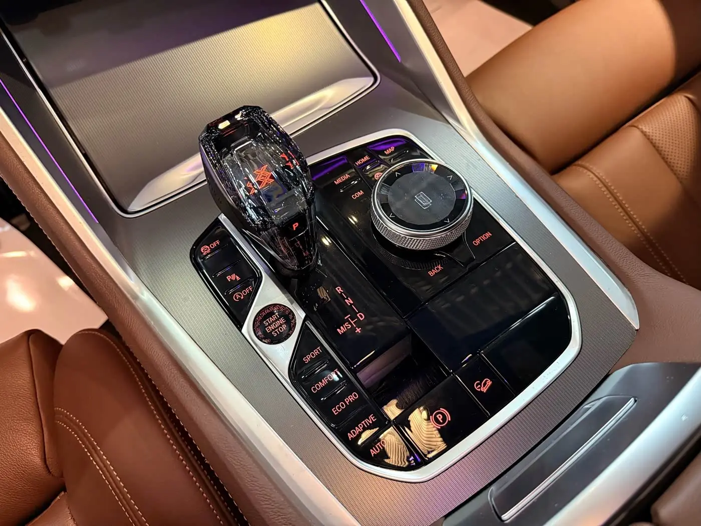 BMW X6 2020 — Photo 13/14