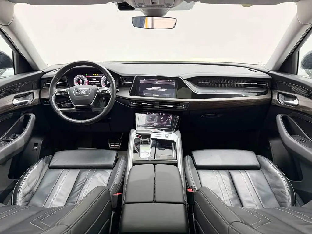 Audi Q6 2023 — Şəkil 13/20