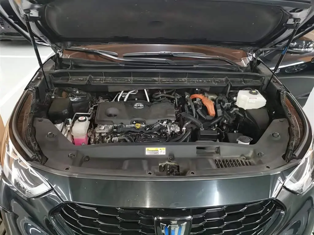 Toyota Crown Kluger 2022 — Şəkil 20/20