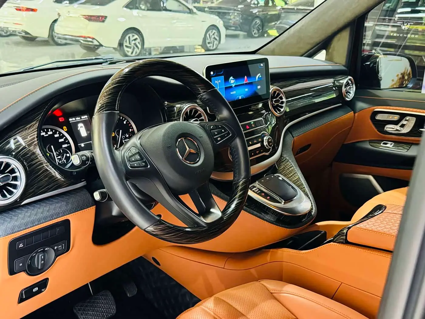 Mercedes-Benz Vito 2022 — Photo 9/20