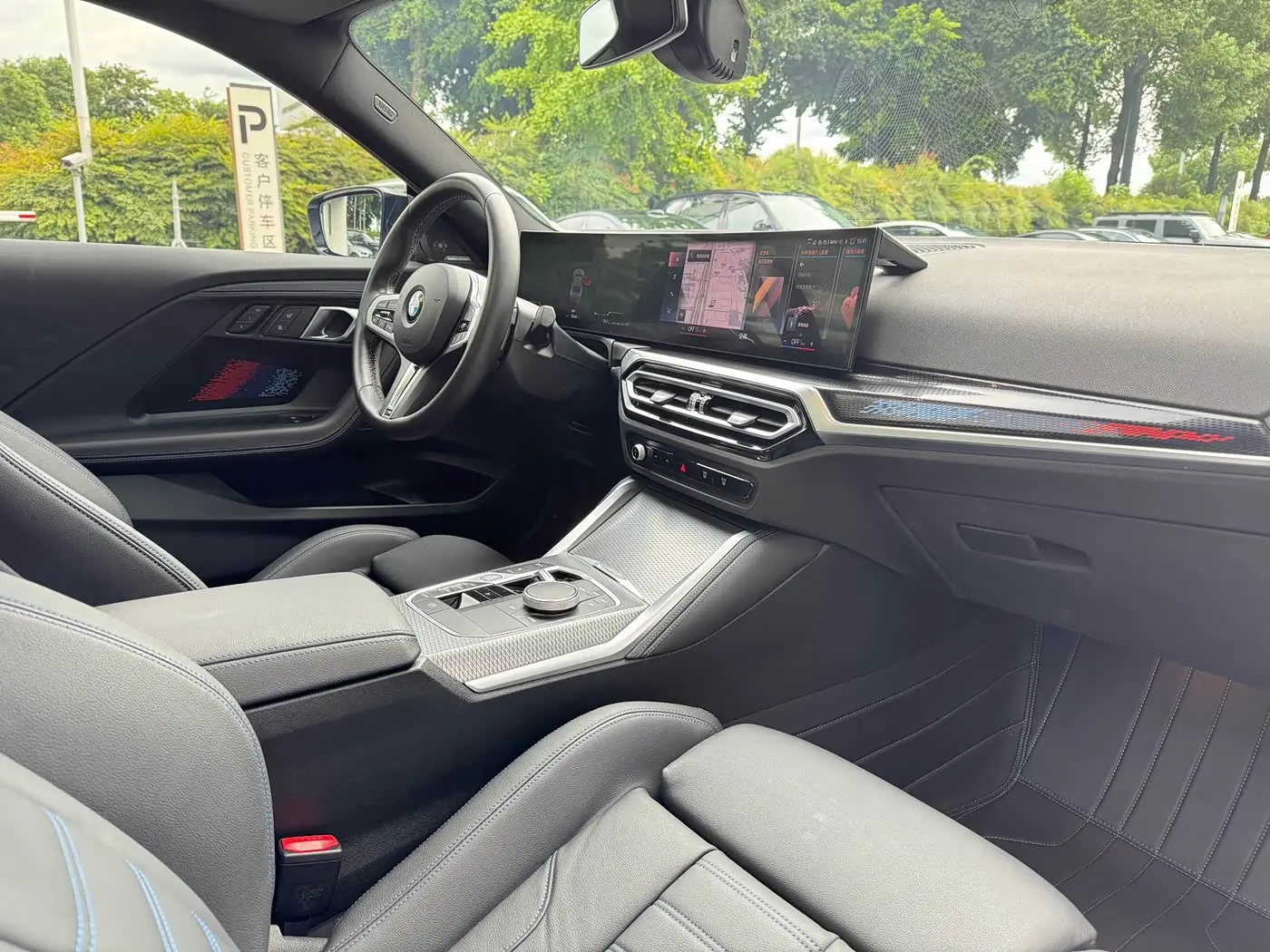 BMW M240i 2024 — Photo 8/17