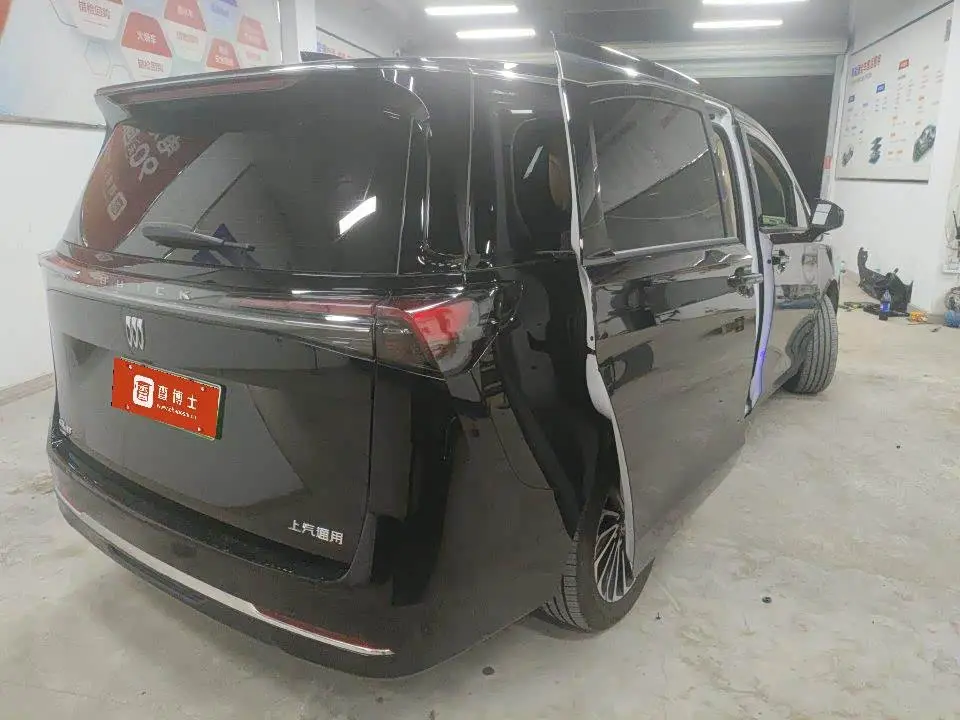 Buick GL8 New Energy 2026 — Photo 3/12