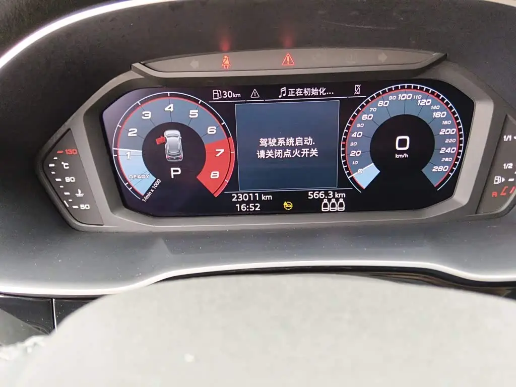 Audi Q3 2022 — Photo 5/20