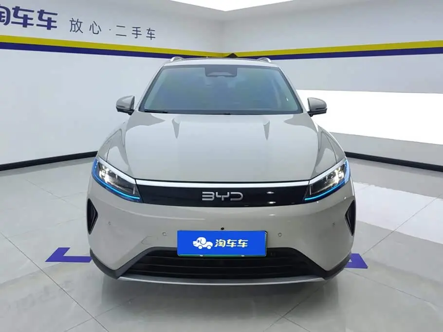 BYD Seal 05 DM-i 2026 — Photo 2/16