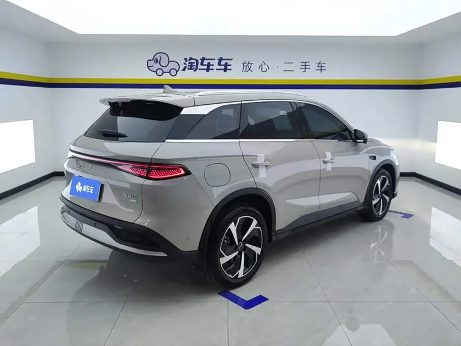 BYD Seal 05 DM-i 2026 — Photo 3/16