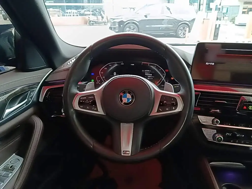 BMW 5 Series 2021 — Şəkil 11/20
