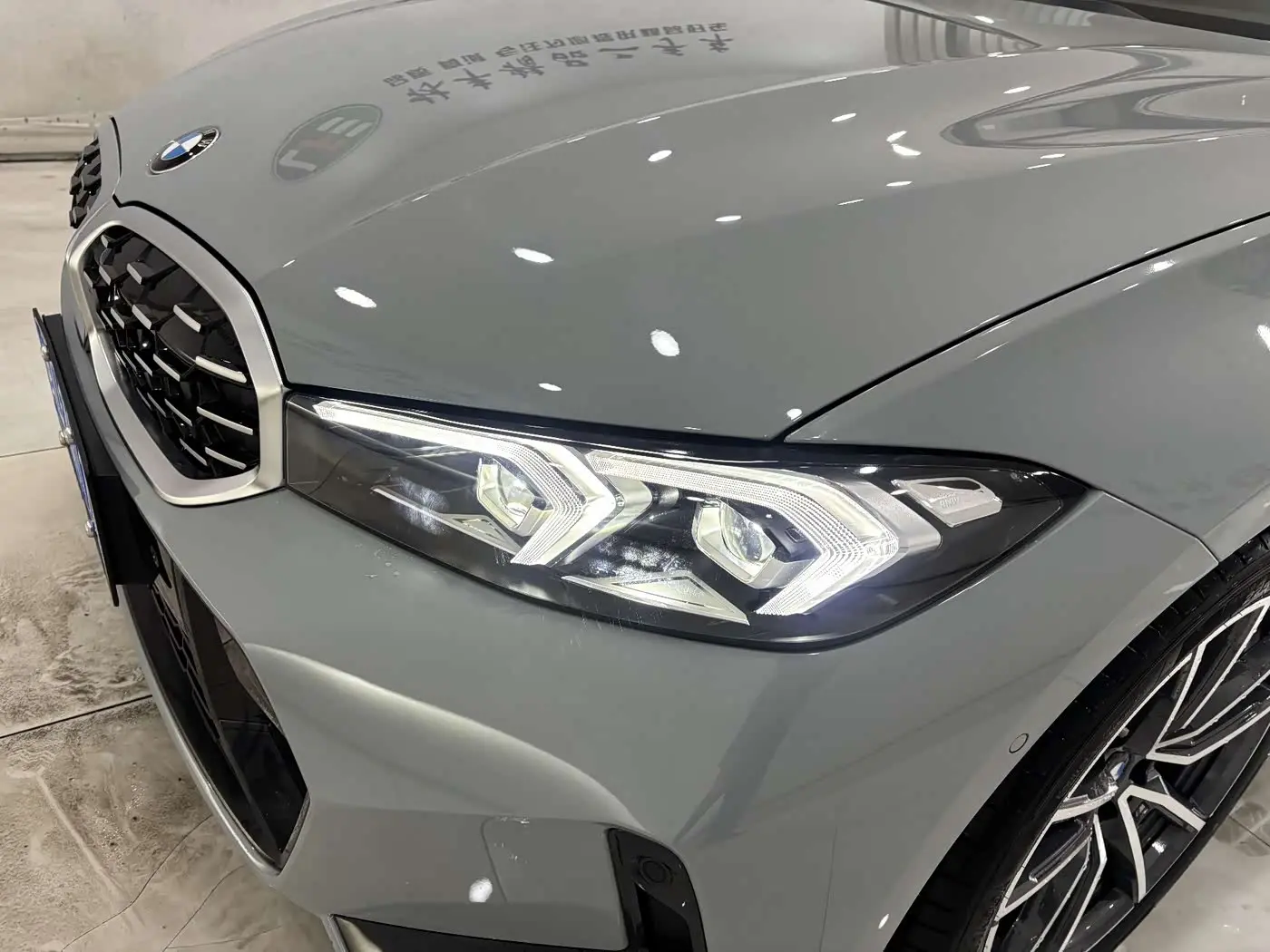 BMW 3 Series 2025 — Photo 8/20