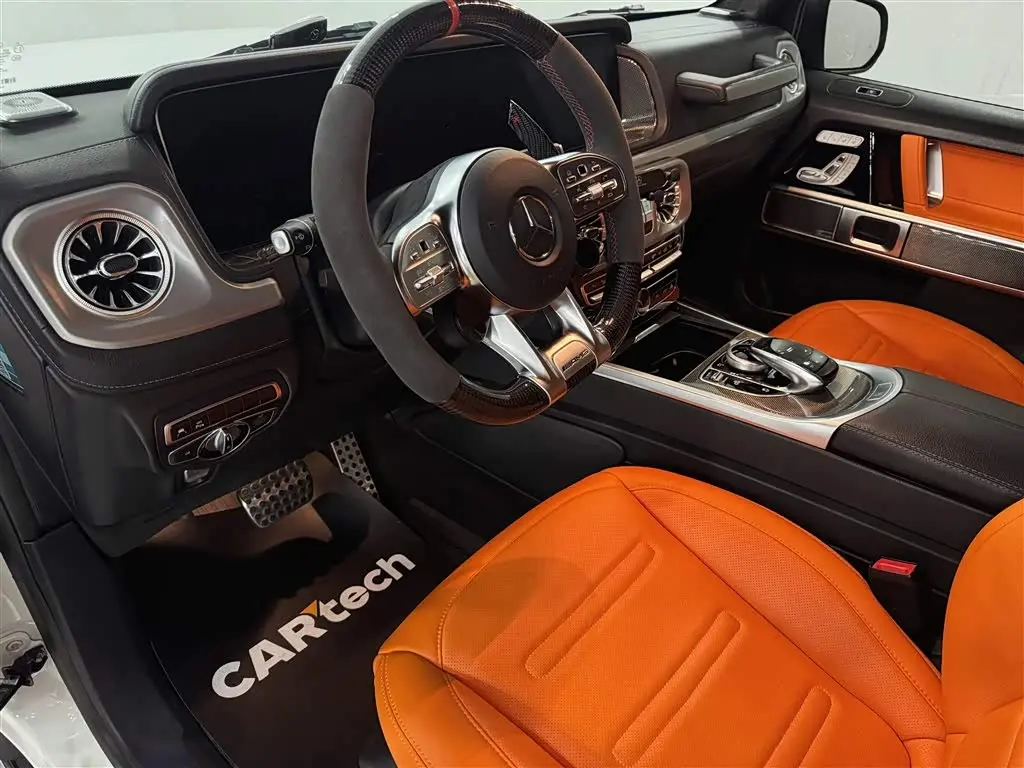 Mercedes-Benz G-Class 2019 — Фото 18/20