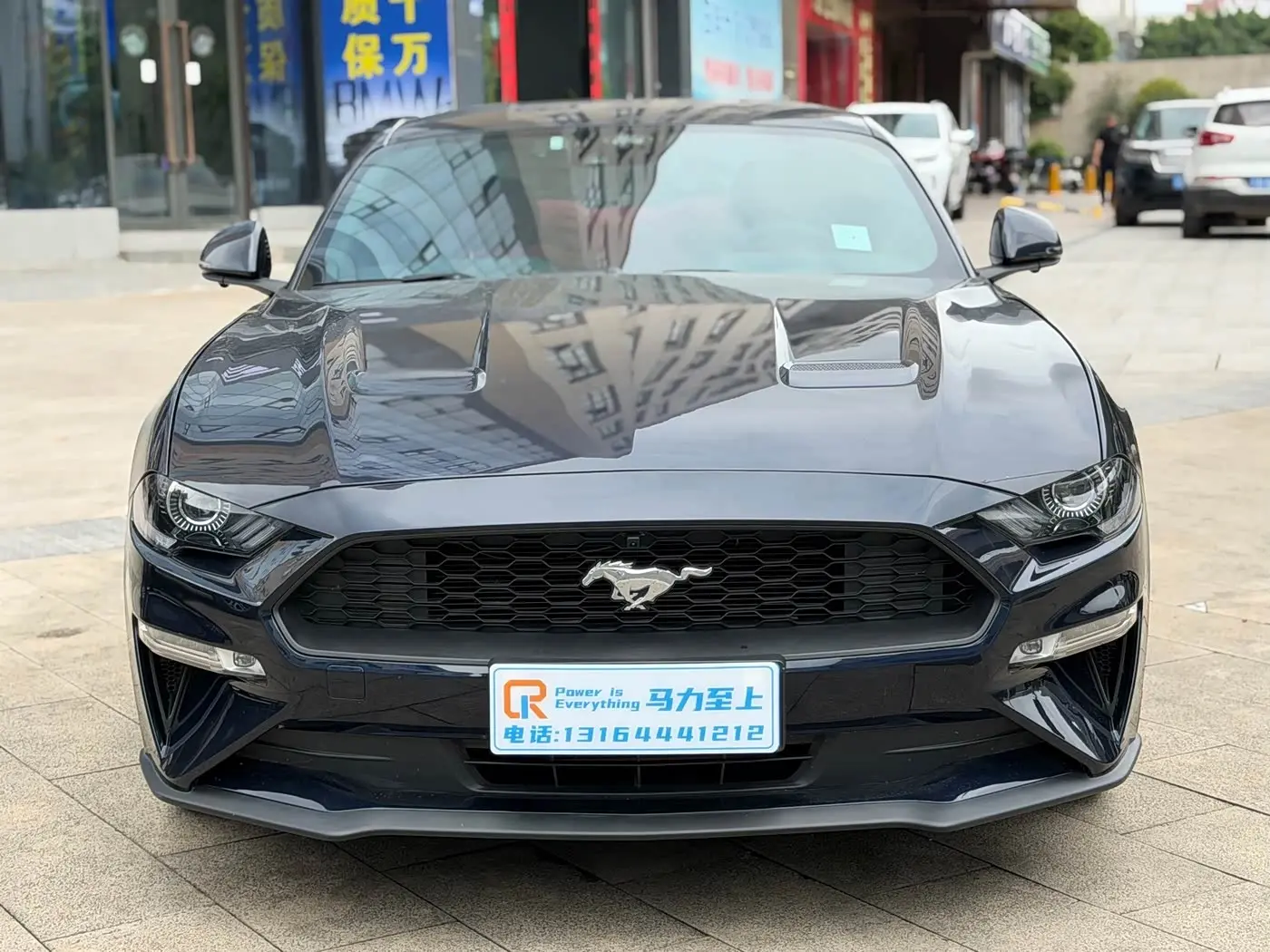 Ford Mustang 2022 — Photo 2/11