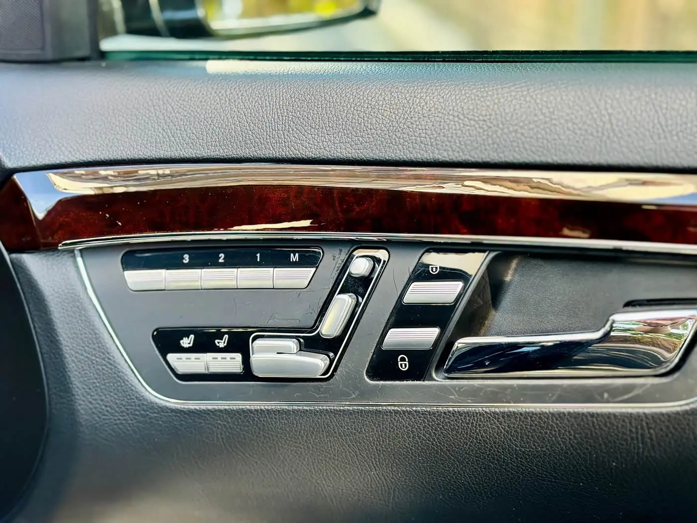 Mercedes-Benz S-Class 2012 — Şəkil 18/20