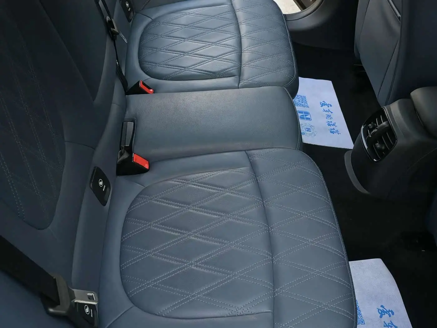 MINI CLUBMAN 2021 — Photo 15/16