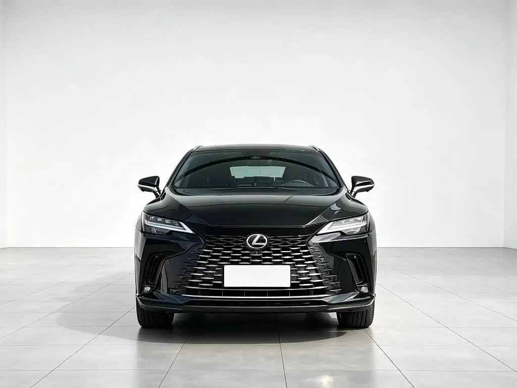 Lexus RX 2025 — Photo 2/9