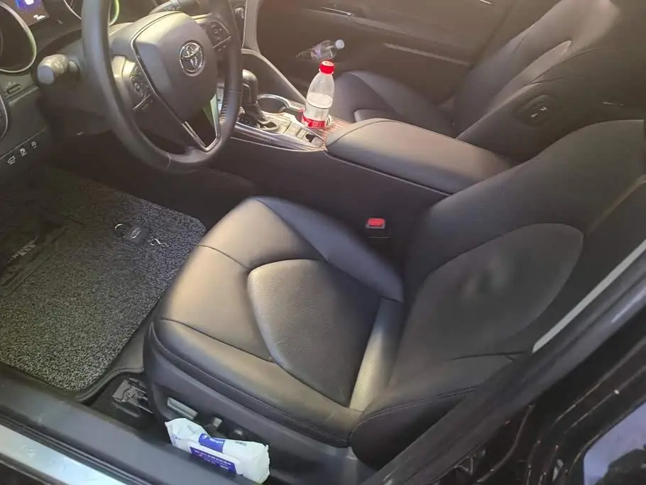 Toyota Camry 2019 — Şəkil 9/16