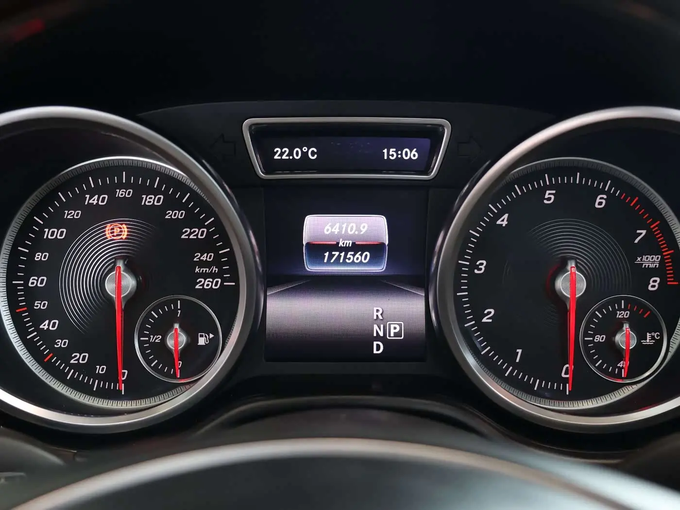 Mercedes-Benz GLS 2016 — Photo 5/18
