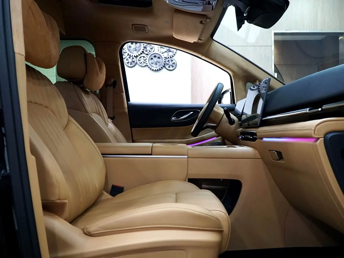 Voyah Auto Voyah Dreamer 2025 — Photo 10/20