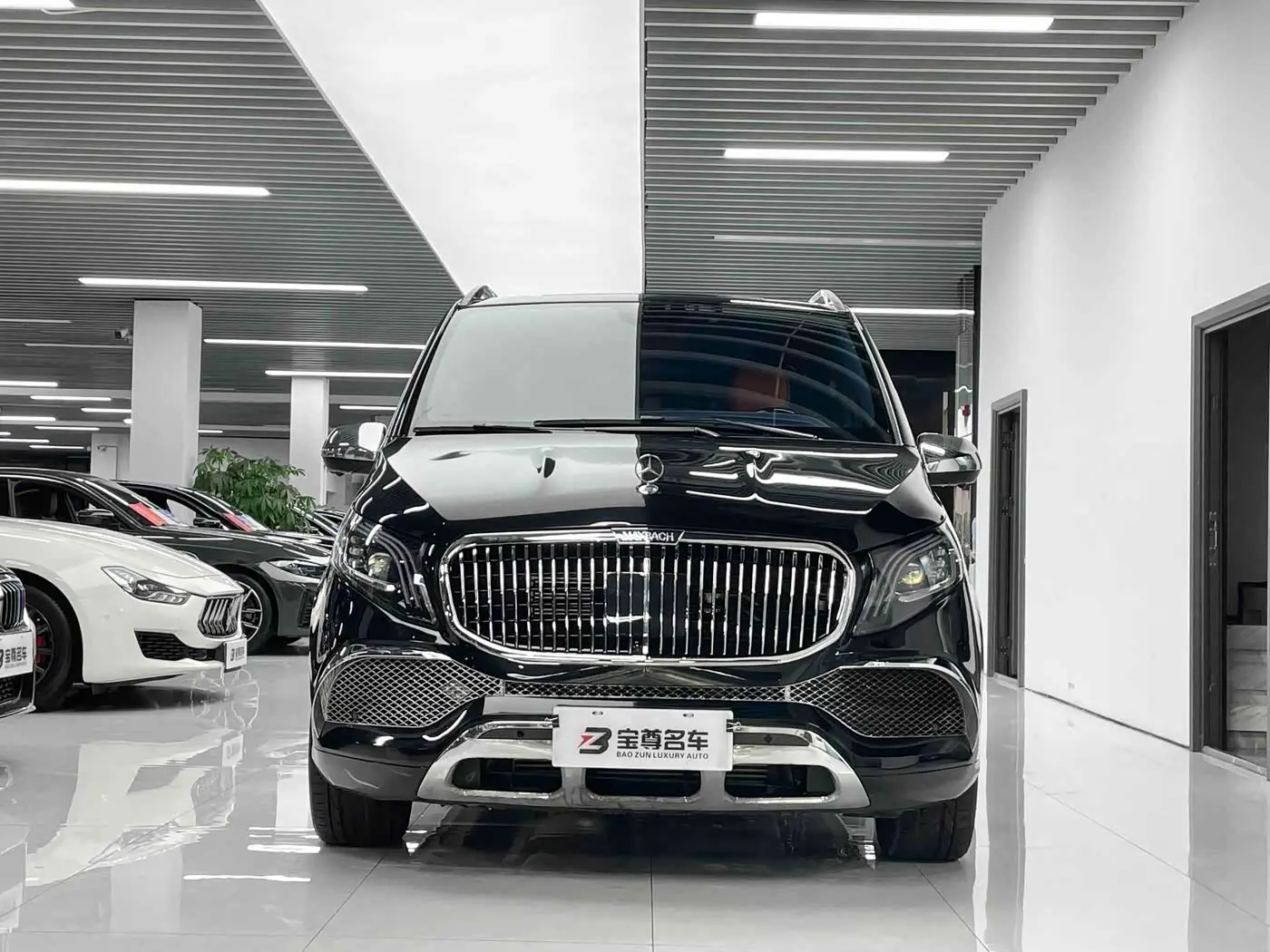 Mercedes-Benz Vito 2023 — Photo 2/20