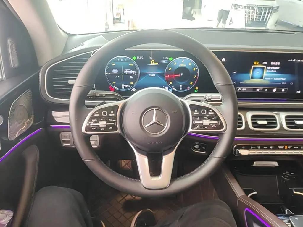 Mercedes-Benz GLE 2022 — Фото 11/20