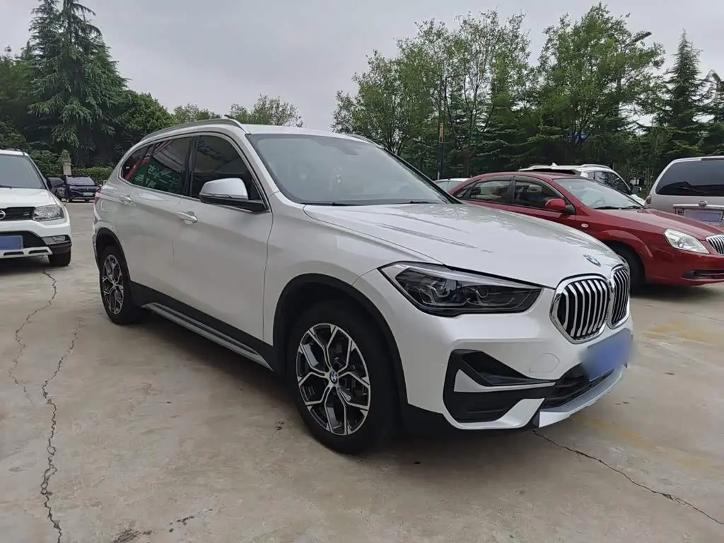 BMW X1 2021 — Фото 5/15