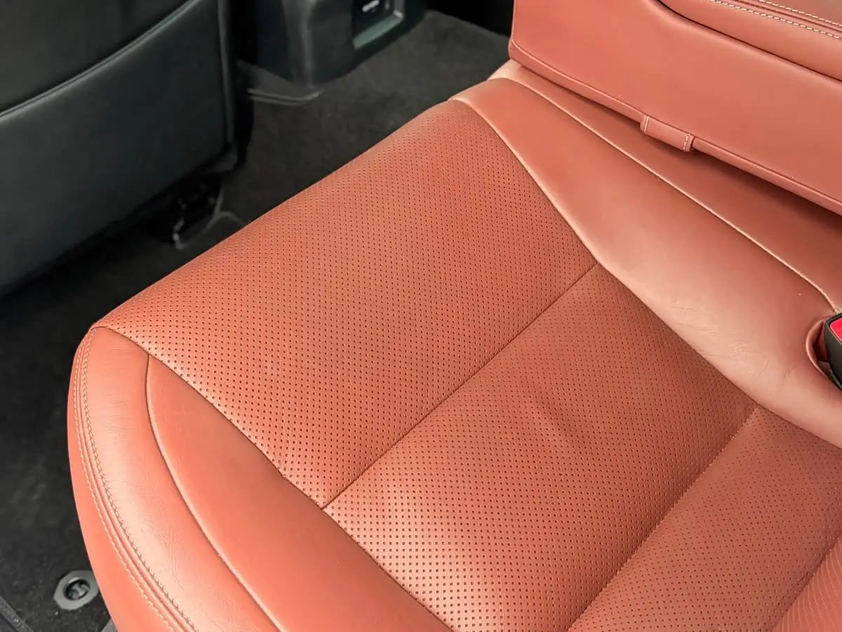 Lexus GS 2013 — Photo 19/19