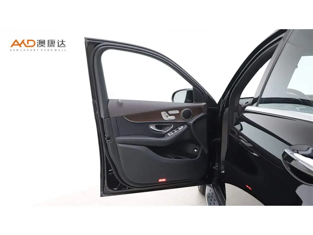 Mercedes-Benz GLC 2023 — Şəkil 10/10