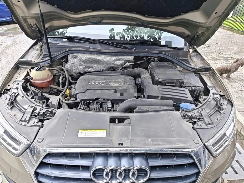 Audi Q3 2018 — Şəkil 11/20