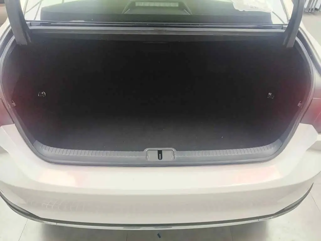 Lexus ES 2022 — Photo 5/13