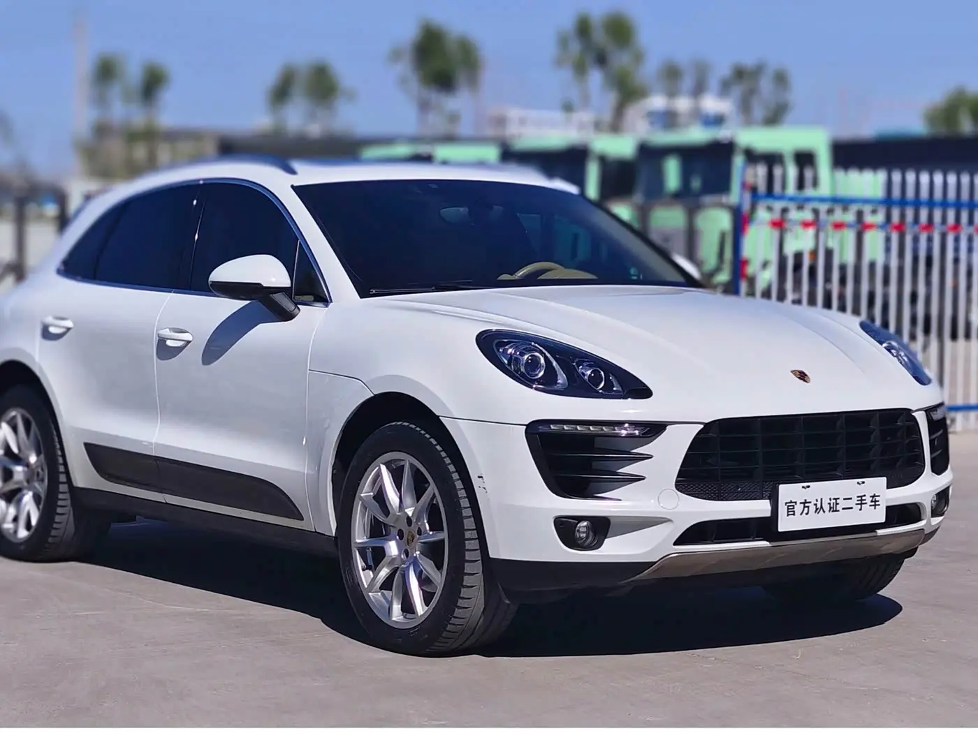 Porsche Macan 2014 — Фото 6/18