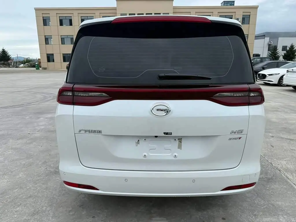 GAC Trumpchi Trumpchi M6 2022 — Фото 3/11