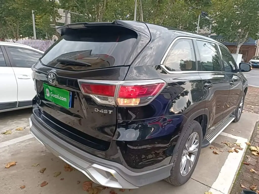 Toyota Highlander 2016 — Фото 7/20