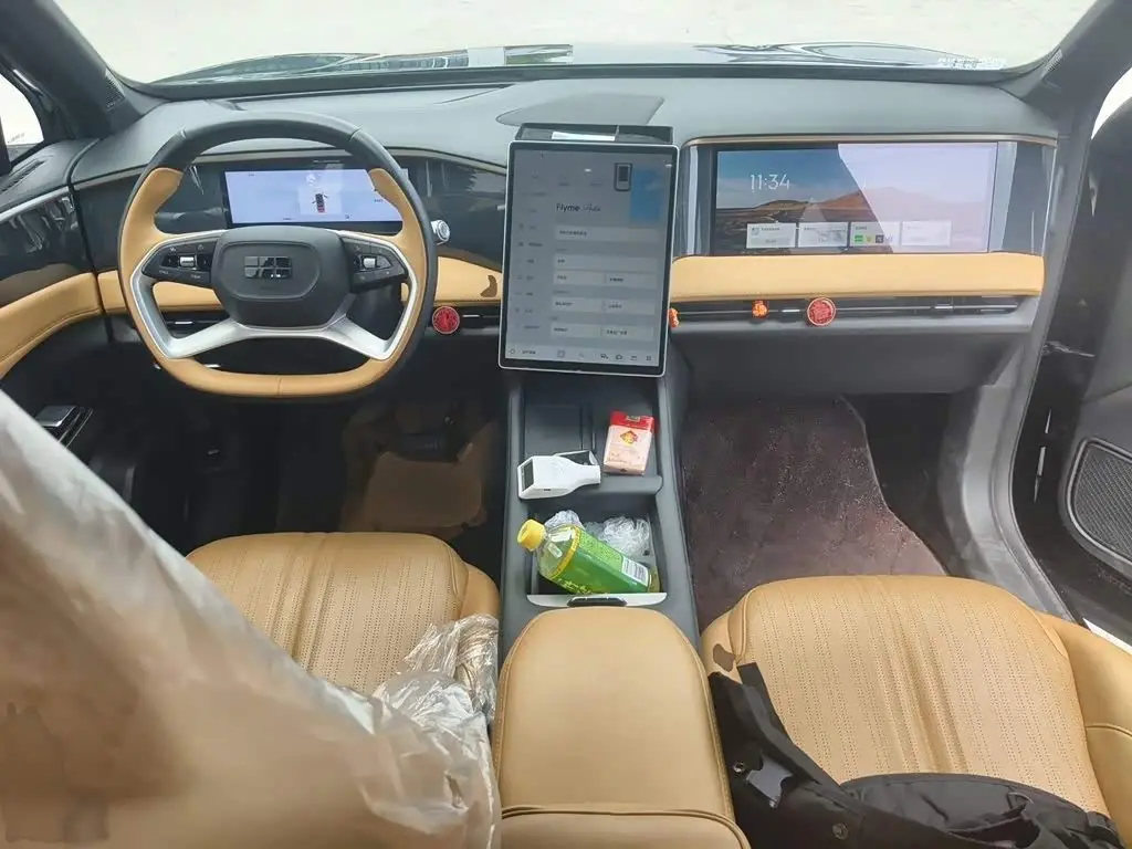Geely Galaxy Galaxy L7 2023 — Фото 13/20