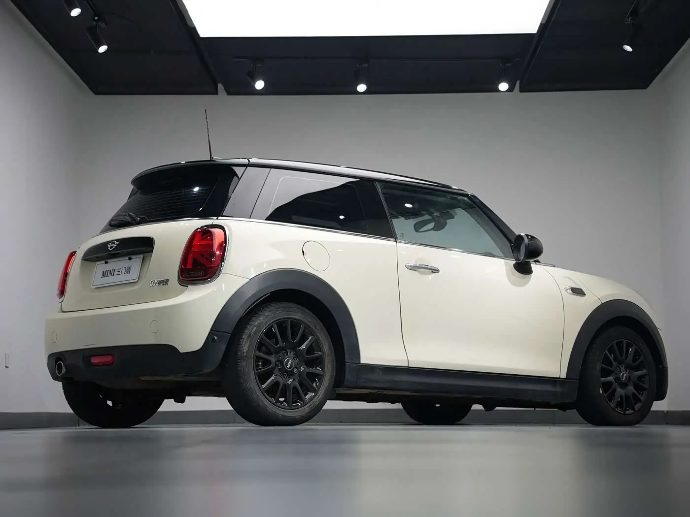 MINI MINI 2018 — Photo 4/20