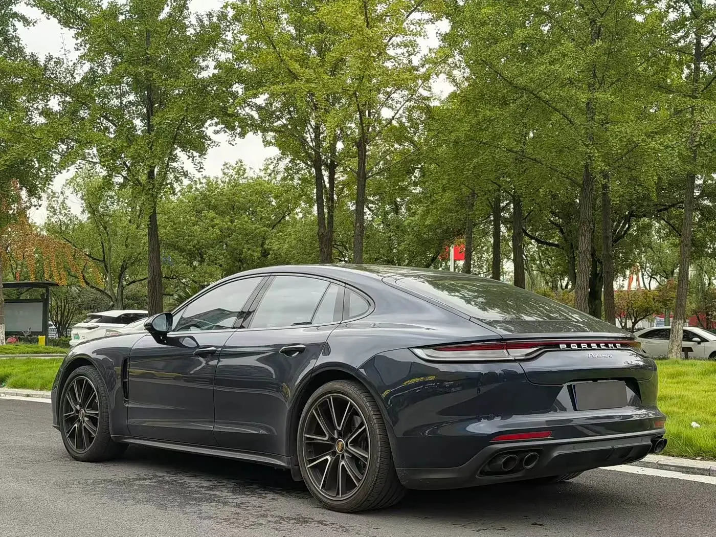 Porsche Panamera 2022 — Photo 4/9