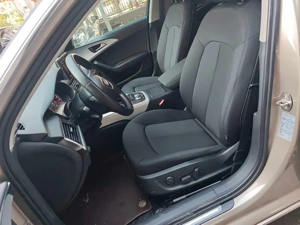 Audi A6L 2016 — Photo 12/20