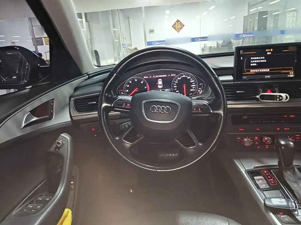 Audi A6L 2016 — Фото 11/20
