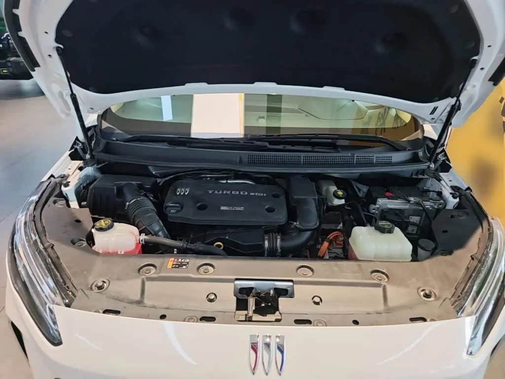 Buick GL8 New Energy 2025 — Photo 20/20