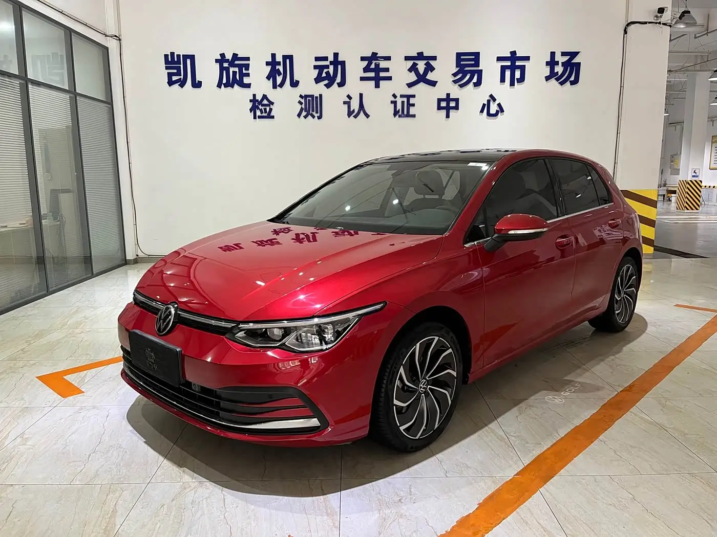 Volkswagen Golf, 2022