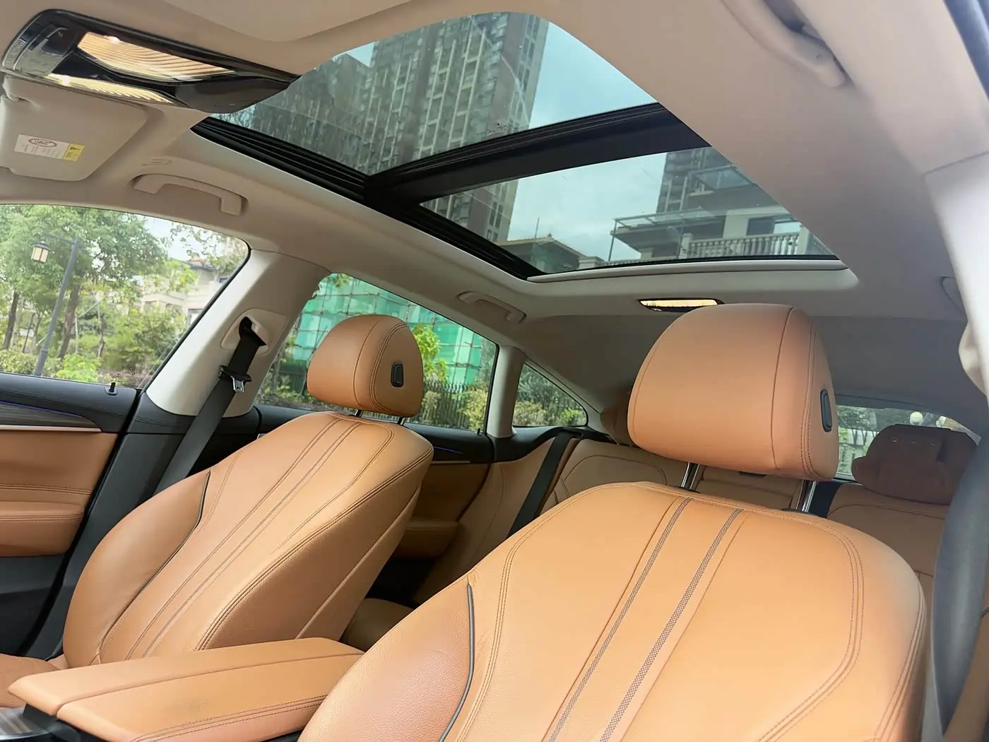 BMW 6 Series GT 2020 — Фото 11/20