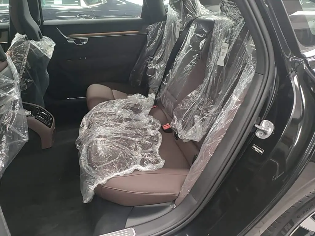 Volvo S90 2026 — ფოტო 17/20