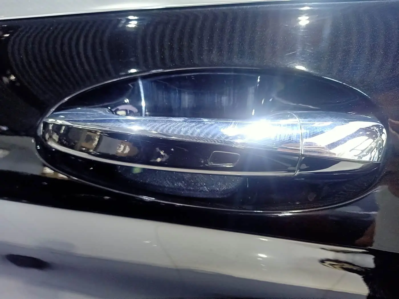 Mercedes-Benz GLC 2020 — Photo 17/20