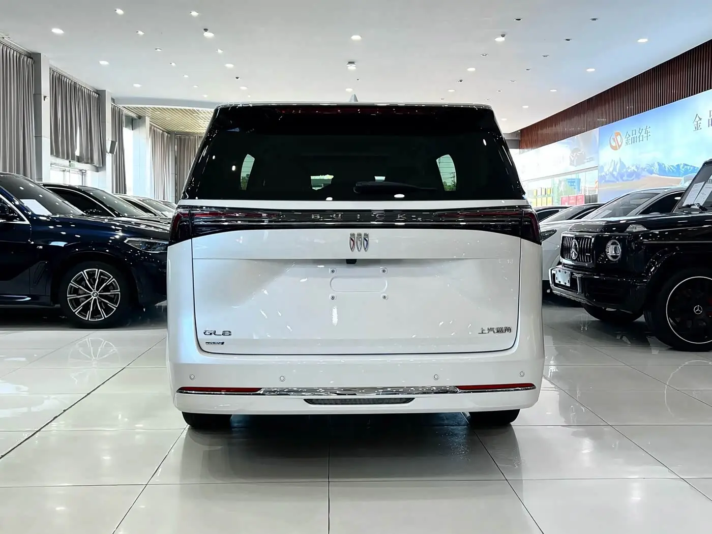 Buick GL8 New Energy 2026 — Photo 5/20