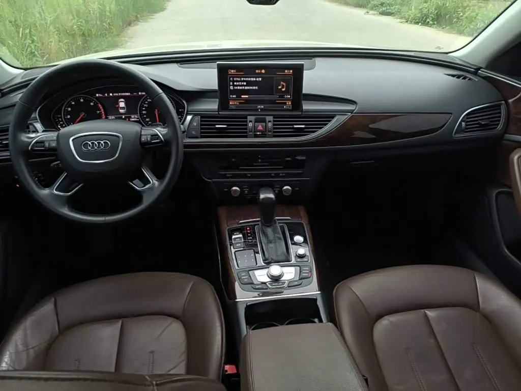 Audi A6L 2017 — Photo 10/20