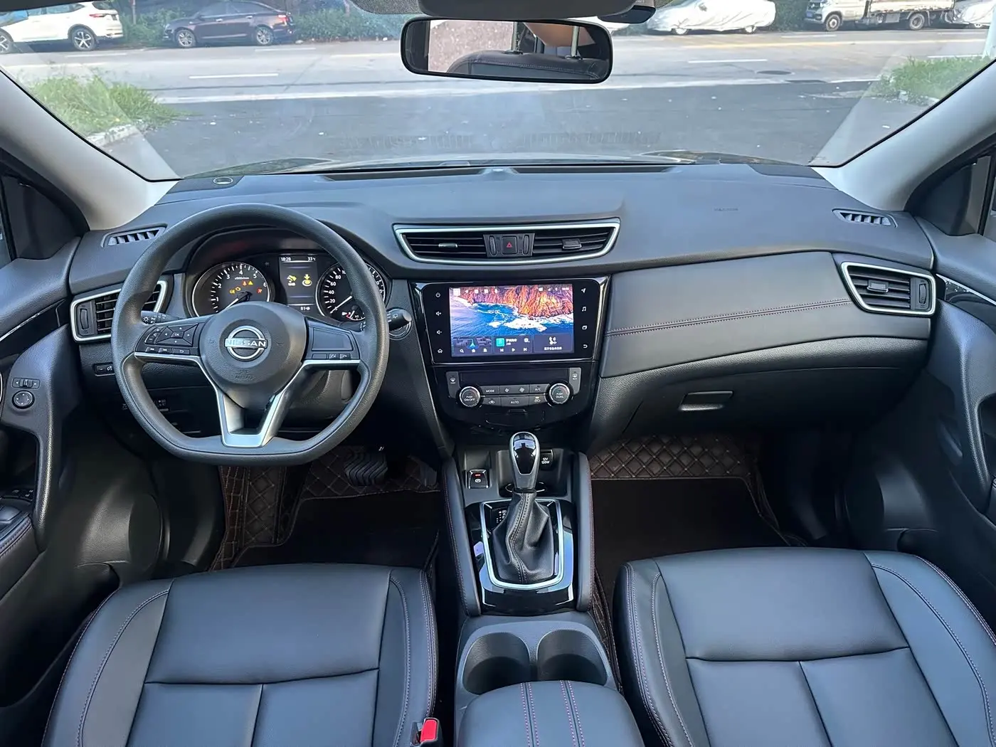 Nissan Qashqai 2023 — Photo 6/12