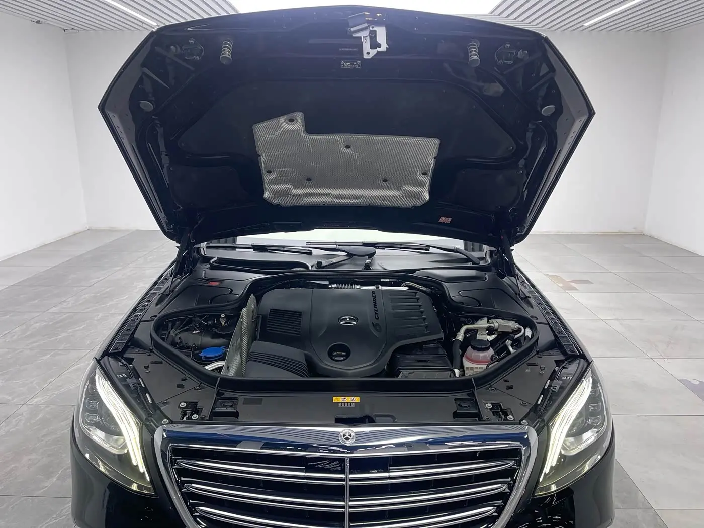 Mercedes-Benz S-Class 2021 — Photo 9/20
