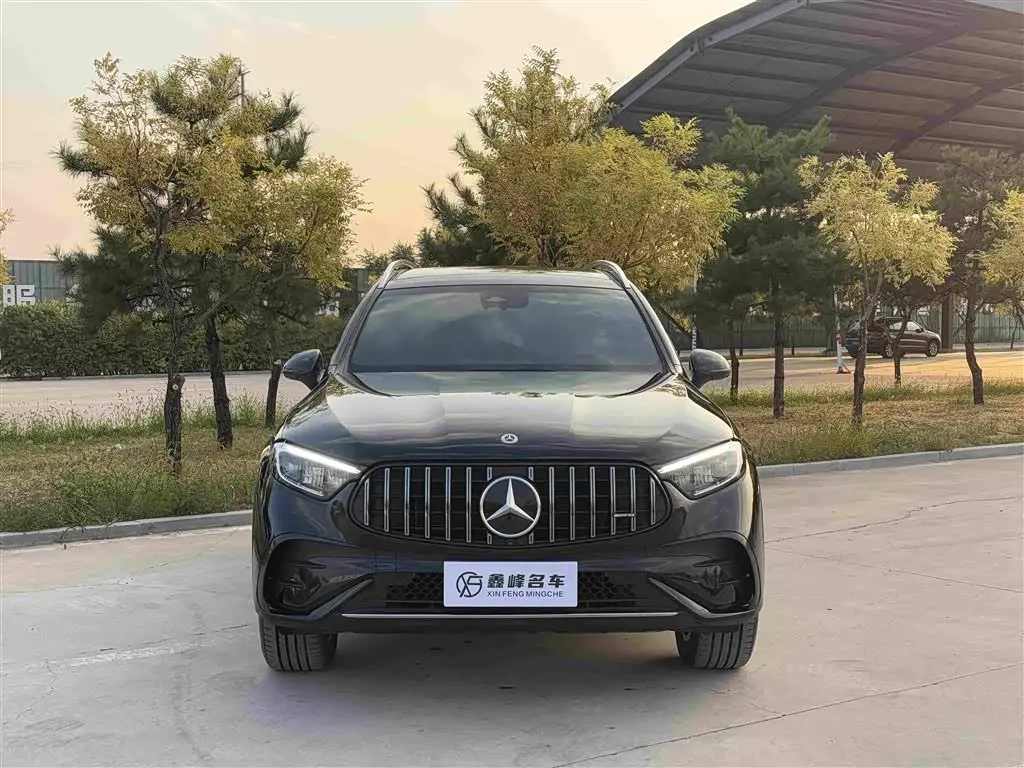 Mercedes-Benz GLC 2025 — Photo 2/20