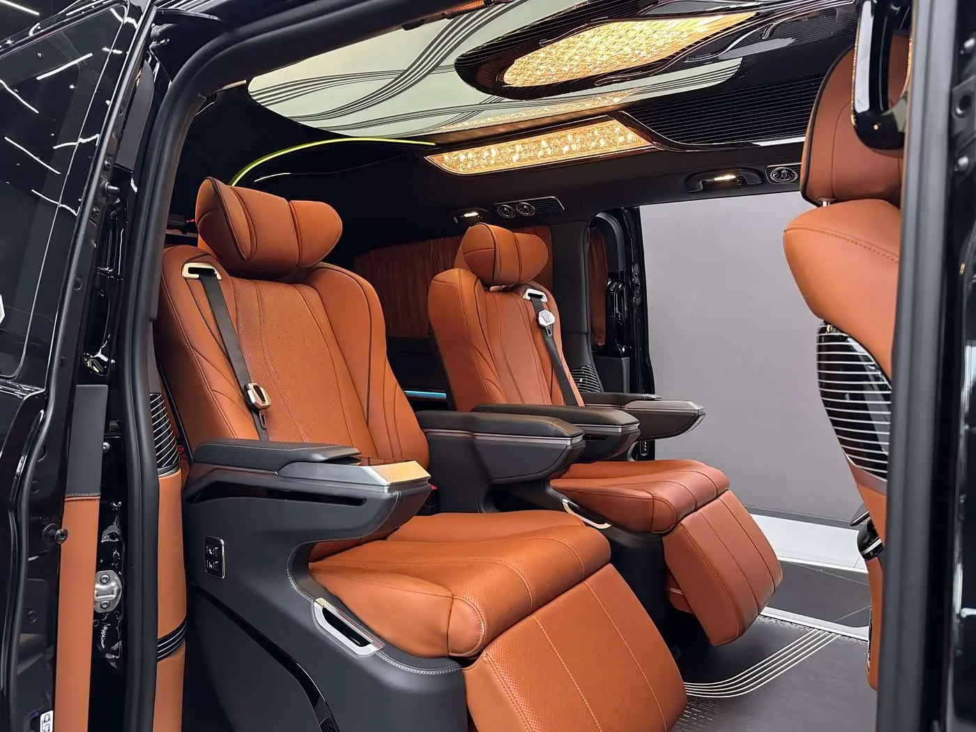 Mercedes-Benz Vito 2023 — Фото 6/20